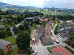 Sanierungsarbeiten blaues Schulhaus Niederteufen 