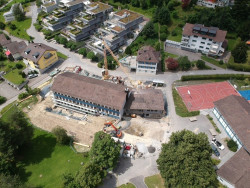 Sanierungsarbeiten blaues Schulhaus Niederteufen 